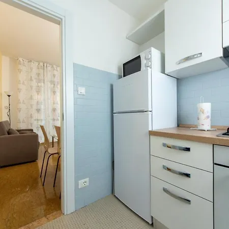 Housmart Cimabue 1 Apartament
