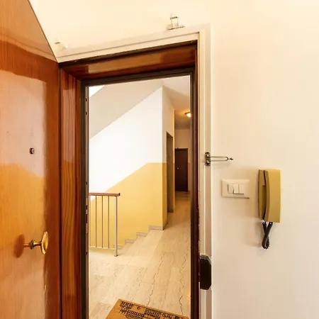 公寓 Housmart Cimabue 1 *