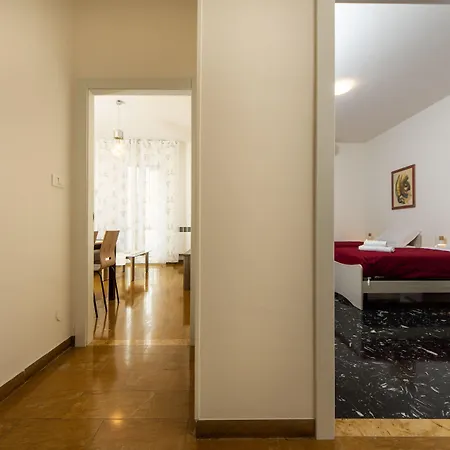 Housmart Cimabue 1 * Болонья